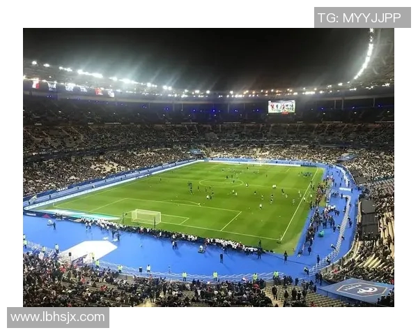 德国足球明星熊猫的传奇故事与绿茵场上的精彩瞬间